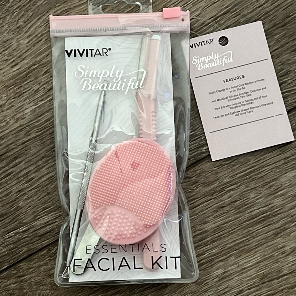 Vivitar essentials facial kit